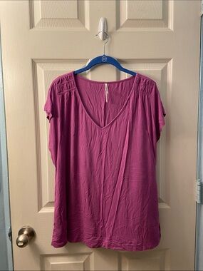 Soma Raspberry V-Neck Short Sleeve Top